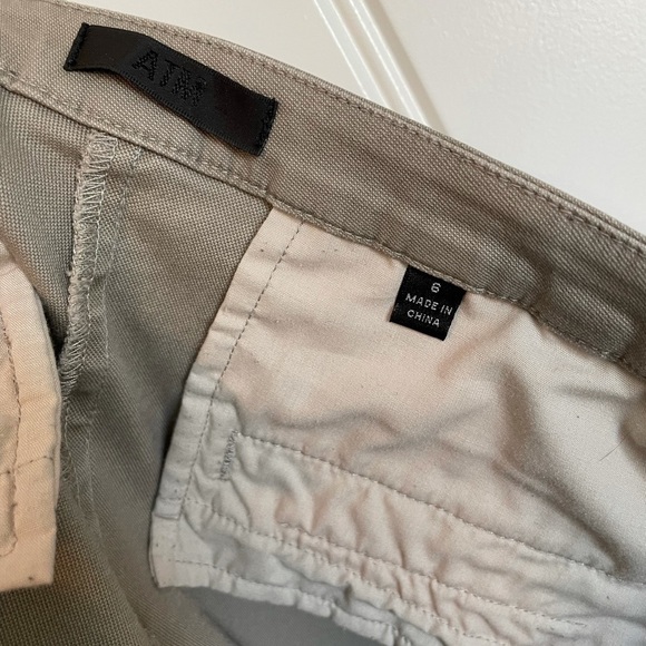 ATM mid rise tan relaxed fit khakis chinos size 6 - Picture 4 of 6